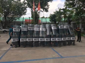 'Bức tường sắt' ở một công ty