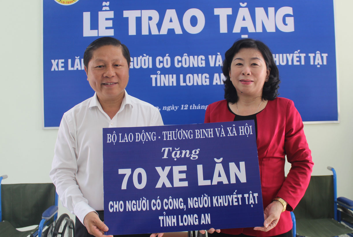 Tạo điều kiện để cán bộ nữ phát triển Giám đốc Sở Lao động - Thương binh và Xã hội Nguyễn Hồng Mai là phụ nữ tiêu biểu tham gia công tác chính trị