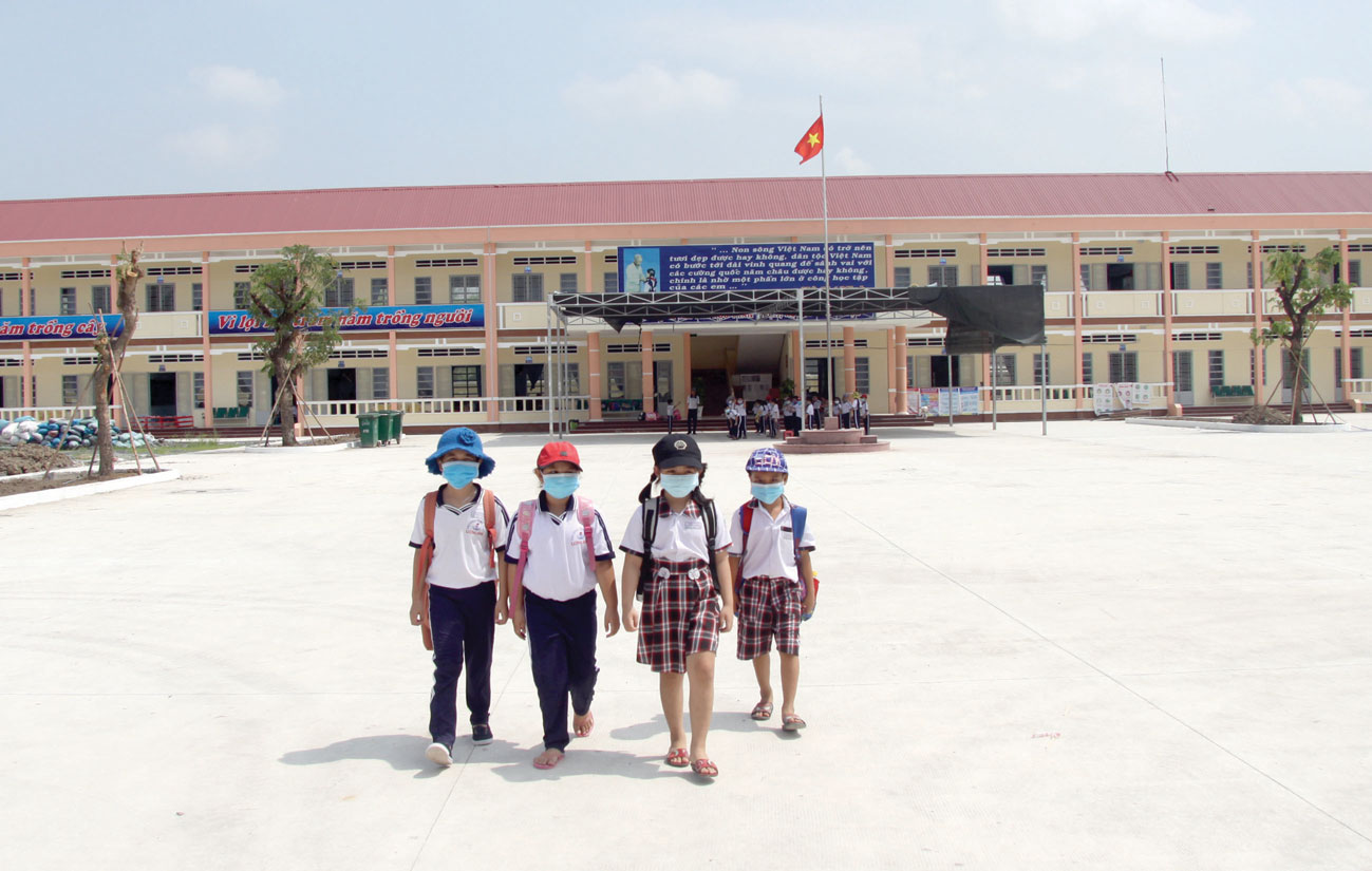 Trường Tiểu học Lương Bình được đầu tư mới, khang trang thay cho ngôi trường cũ ngập nước