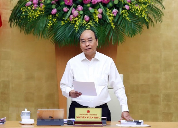 Government start reviewing socio-economic development in May Prime Minister Nguyen Xuan Phuc (Photo: VNA)