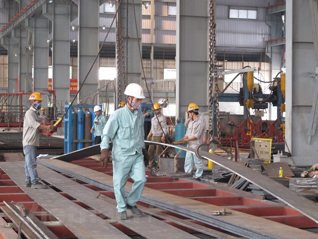 Doanh nghiệp nội-ngoại đẩy mạnh sản xuất, phục hồi sau dịch COVID-19