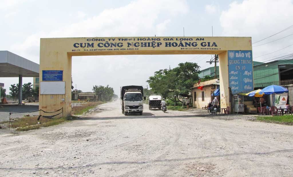 Khu xử lý nước thải cụm công nghiệp Hoàng Gia: Hứa nhiều, thất hứa cũng thật nhiều! Cụm công nghiệp Hoàng Gia là một trong những cụm công nghiệp đầu tiên của tỉnh nhưng nhiều năm qua vẫn chưa có khu xử lý nước thải tập trung