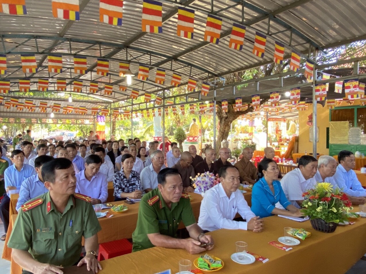 Chùa Linh Châu hưởng ứng Ngày hội Toàn dân bảo vệ an ninh Tổ quốc