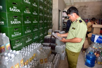 Tân Hưng: Tăng cường chống buôn lậu, gian lận thương mại