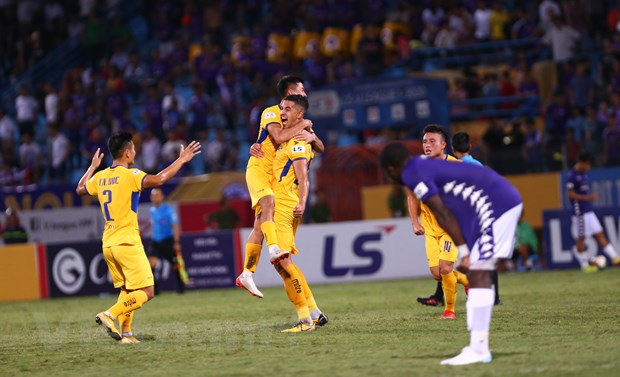 Vòng 6 V-League 2020: Cuộc đua tới ngã rẽ, các đội bắt đầu tách tốp