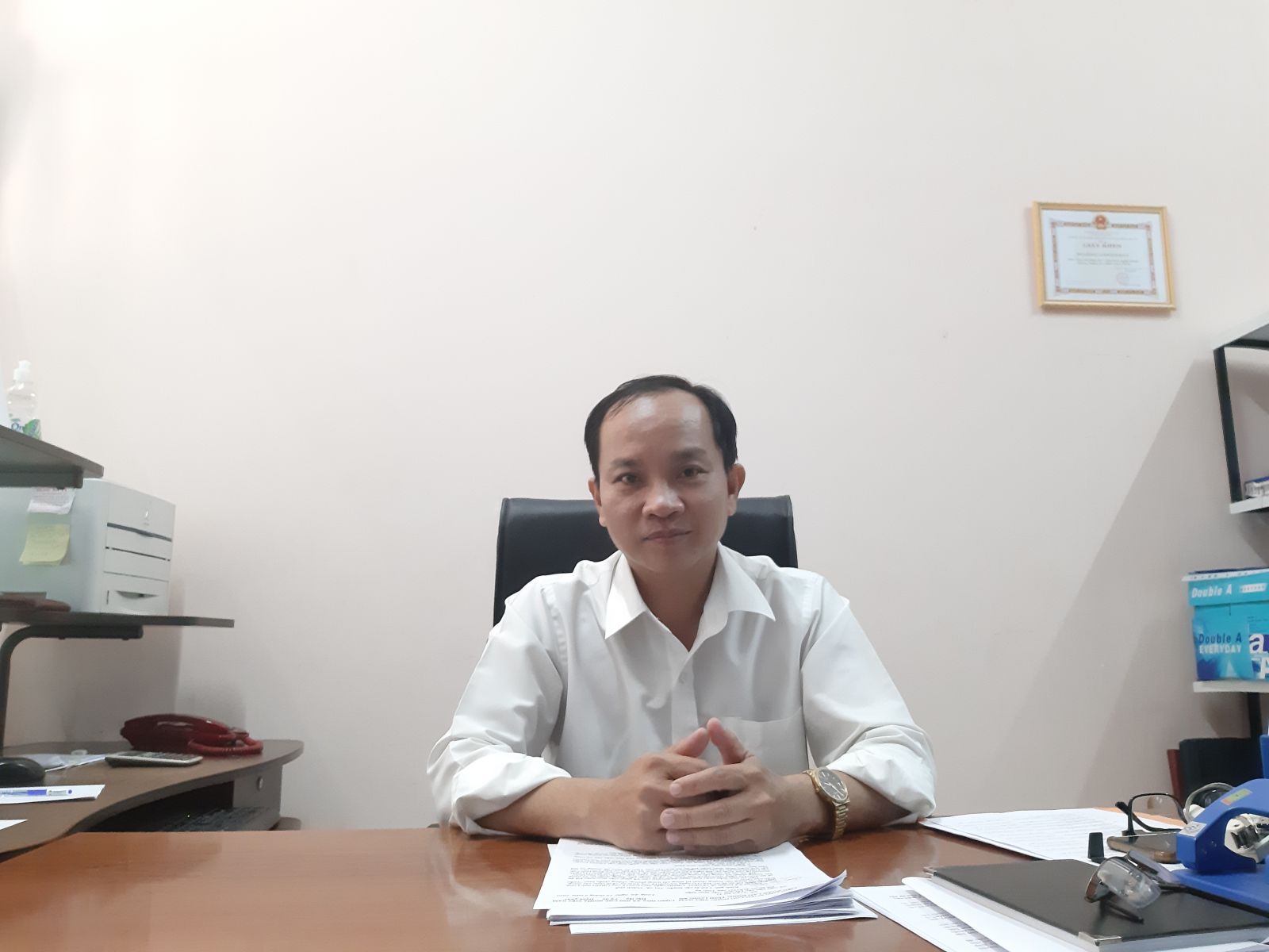 Anh Nguyễn Văn Thành luôn quan tâm, gần gũi với công nhân, lao động