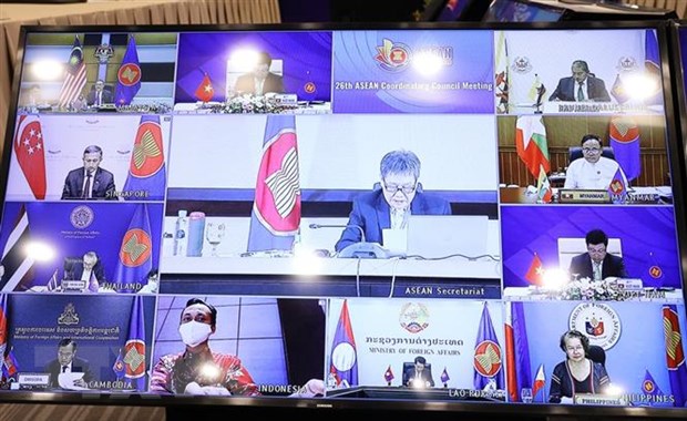 Thông qua 6 Báo cáo của Tổng thư ký và các trụ cột Cộng đồng ASEAN
