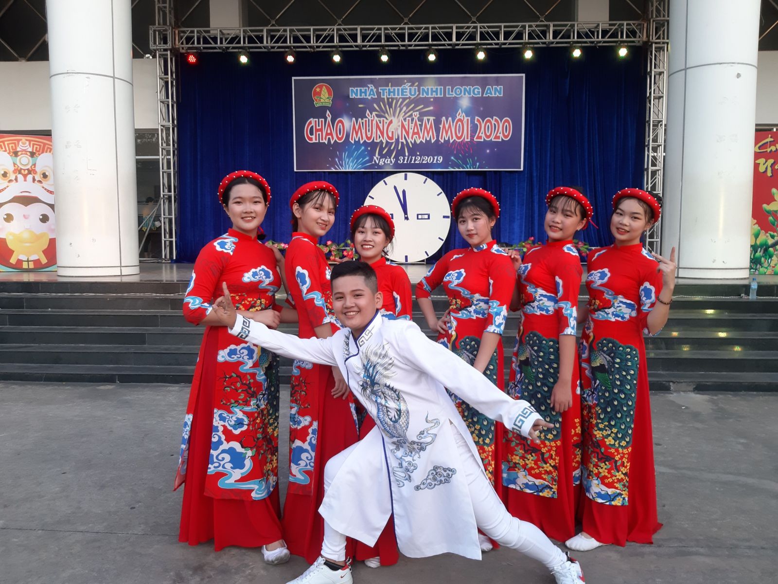 Gia đình hạnh phúc - nơi nuôi dưỡng những “mầm xanh”