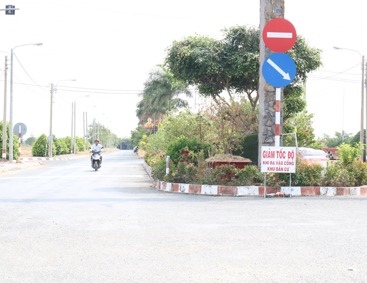 Many resettlement areas are completed infrastructure, arranged plots and issued LURCs to people, helping them to settle down soon