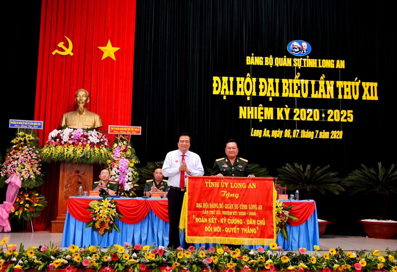 Khai mạc Đại hội Đại biểu Đảng bộ Quân sự tỉnh Long An lần thứ XII, nhiệm kỳ 2020 - 2025