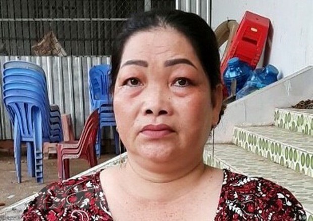 Đối tượng Nguyễn Thị Tuyết Nhung tại cơ quan Công an. (Ảnh: TTXVN phát)