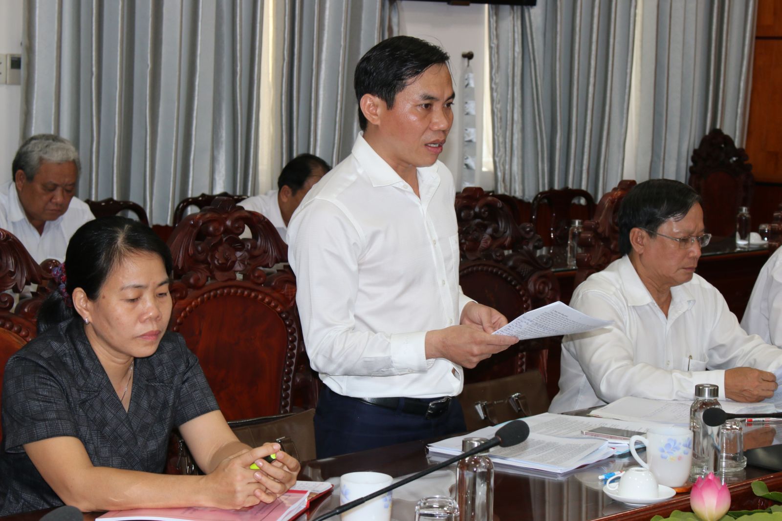 Tan An City reaches and exceeds 20 out of 21 targets for the Resolution of term 2015 - 2020 Tan An City leaders report draft political report for the term 2015 – 2020