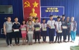 Hội Liên hiệp Phụ nữ thị trấn Thủ Thừa: Làm theo gương Bác