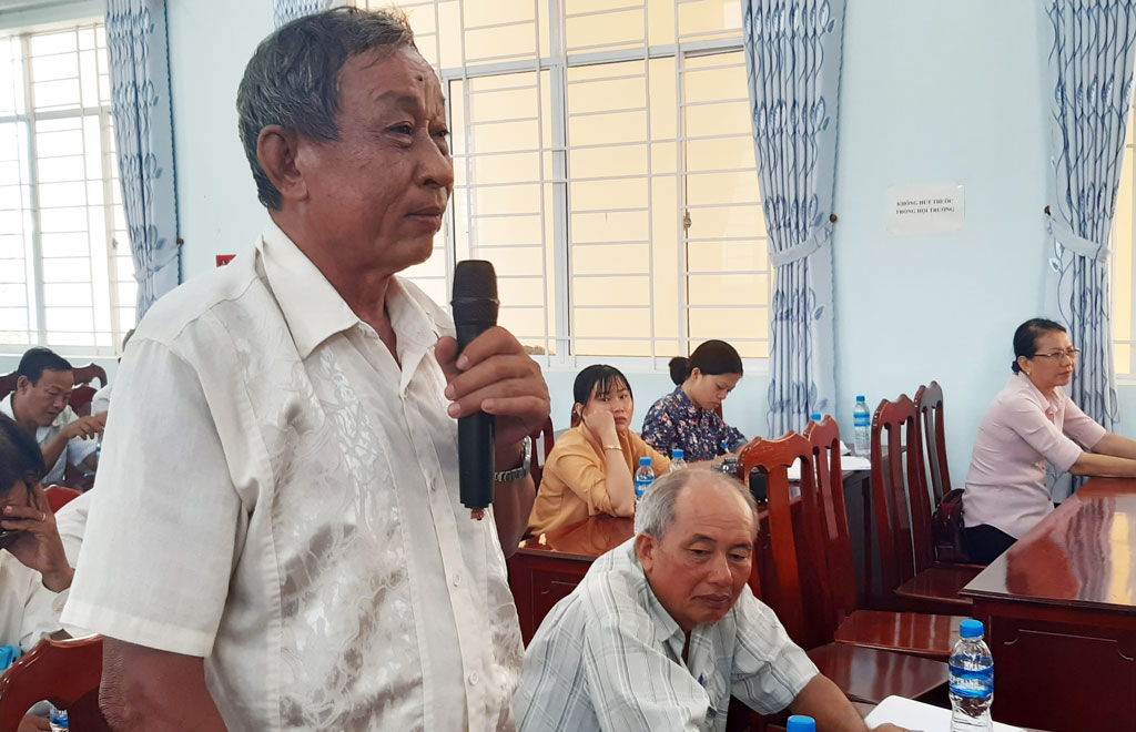 Chairman of Long An People's Committee - Tran Van Can meets voters in Chau Thanh district Voters express their opinions