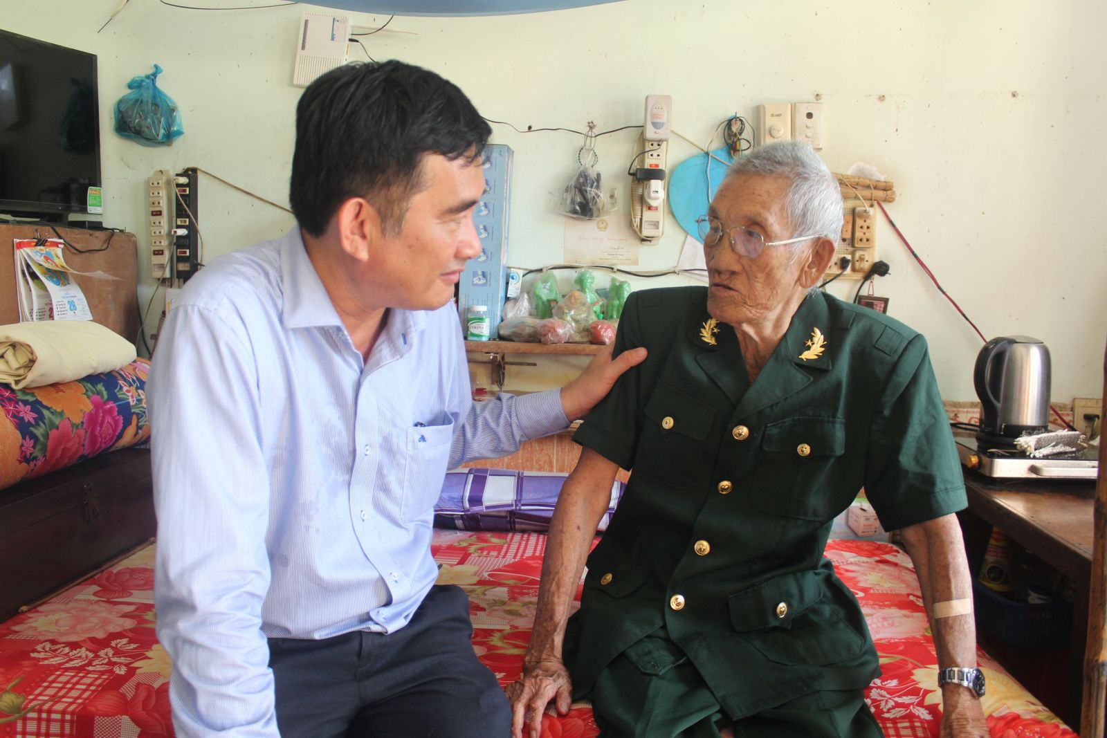 Sáng mãi ngọn lửa tri ân