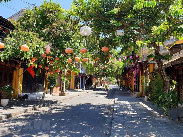 Hoi An city, a famous destination in central Quang Nam province, has suspended tourism activities to curb the spread of COVID-19 (Photo: VNA)