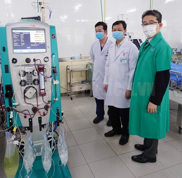 The Japan International Cooperation Agency (JICA) delivers the first batch of medical equipment for COVID-19 treatment to Cho Ray Hospital in Ho Chi Minh City. (Photo: hcmcpv.org.vn)