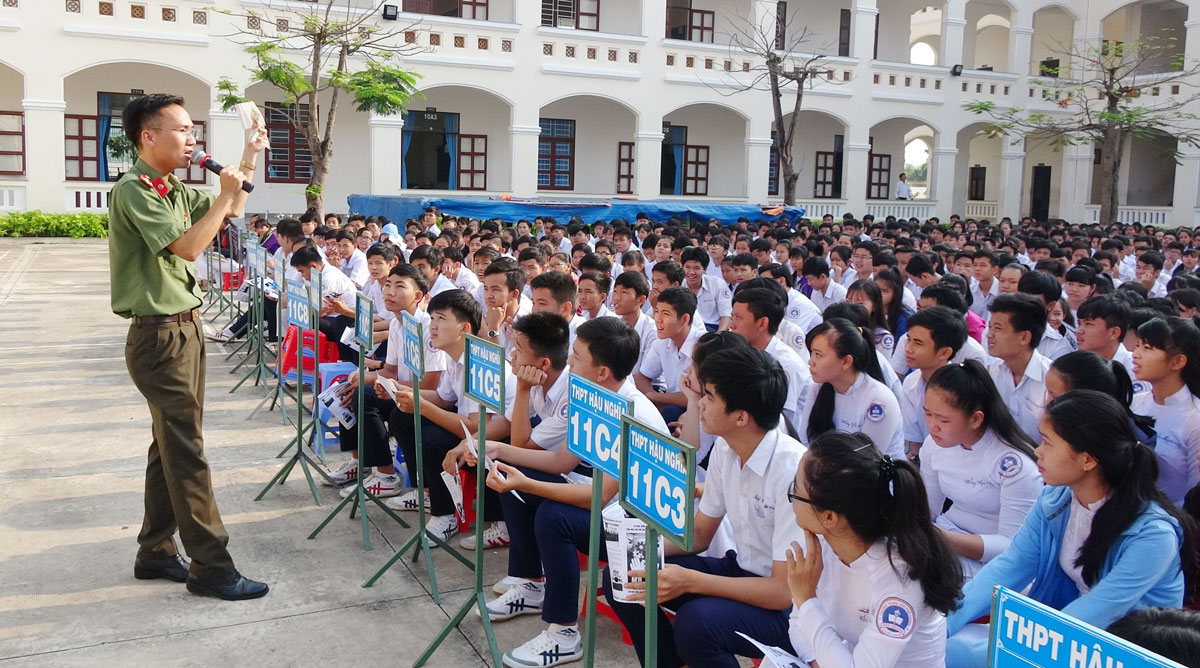 Tuyên truyền phòng, chống ma túy trong học sinh