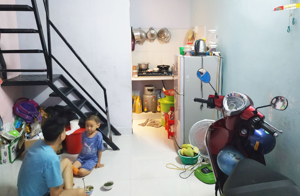 Thiếu sân chơi hè cho con công nhân, lao động
