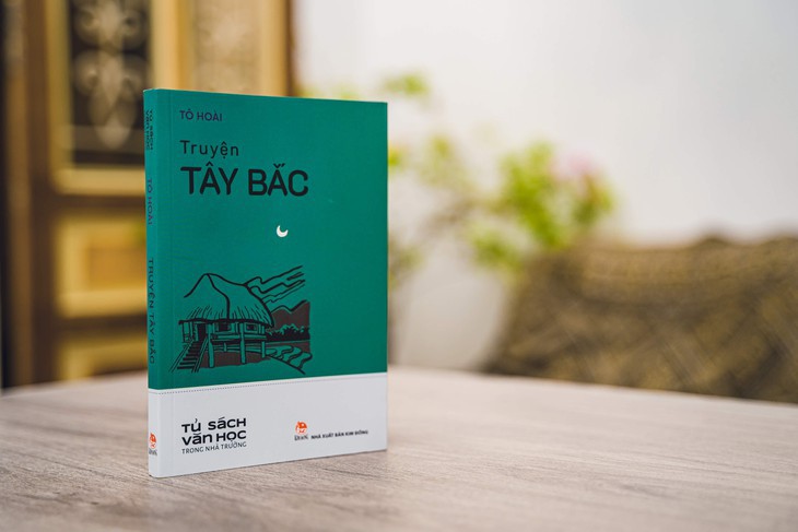 Sách lịch sử và giáo dục truyền thống mừng Tết độc lập 2/9