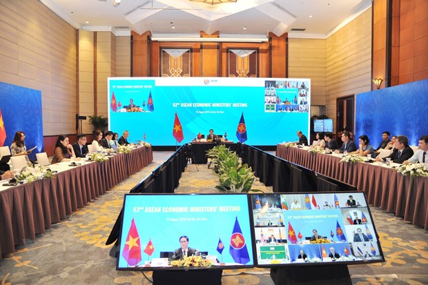 Toàn cảnh Hội nghị Bộ trưởng kinh tế ASEAN trực tuyến lần thứ 52. (Ảnh: PV/Vietnam+)