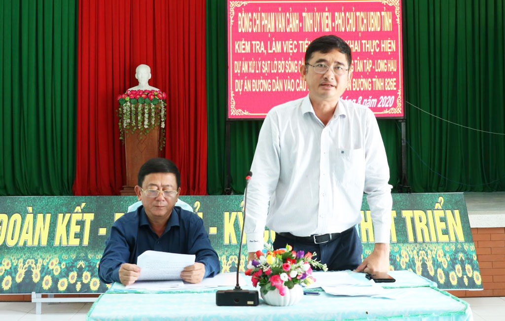 Projects in Can Giuoc district focused on solving difficulties, speeding up Vice Chairman of the Provincial People's Committee - Pham Van Canh asked to focus on removing difficulties to speed up the project