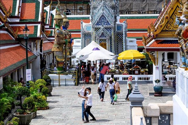 Tourists visit Thailand (Photo: AFP)