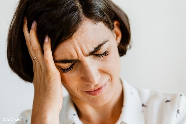 Những lý do khiến phụ nữ thường bị bủa vây bởi năng lượng tiêu cực