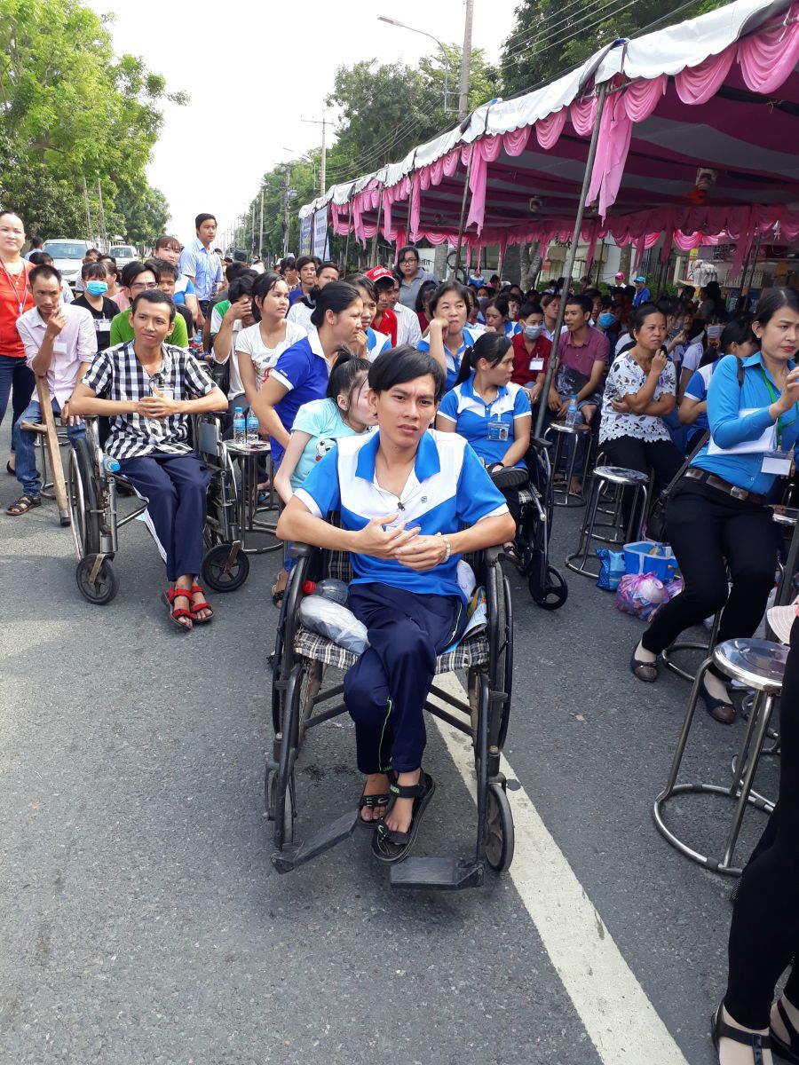 Công ty TNHH JiaHsin quan tâm, hỗ trợ cho hàng trăm công nhân lao động khuyết tật