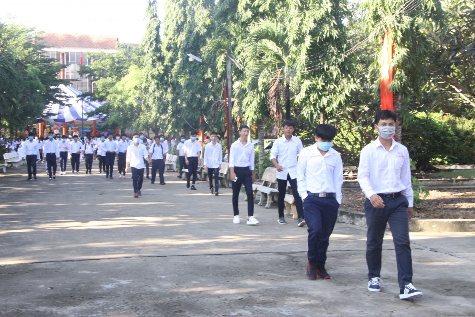 Chăm sóc sức khỏe cho học sinh, sinh viên ngay từ khi còn ngồi trên ghế nhà trường là chủ trương đúng đắn của Đảng và Nhà nước