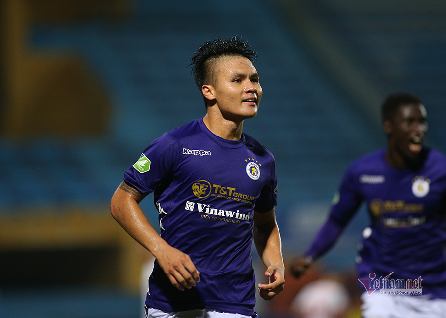 Vòng 12 V-League: Gọi tên Công Phượng, Quang Hải