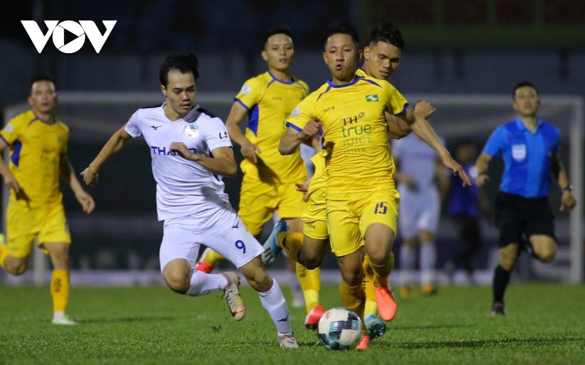 HLV Lee Tae-hoon chỉ ra nguyên nhân khiến HAGL thua SLNA