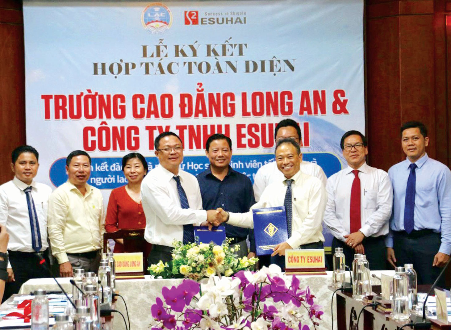 “Trái ngọt” từ sự thay đổi Lễ ký kết thỏa thuận hợp tác giữa Trường Cao đẳng Long An và Công ty TNHH ESUHAI