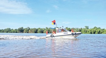 Cảnh sát đường thủy Bảo đảm bình yên sông nước