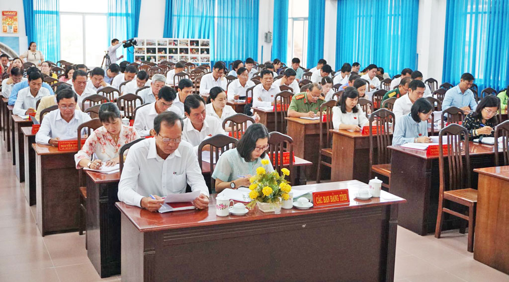 Site clearance for Ring Road project of Tan An city and bridge over the Vam Co Tay river strived to complete Delegates attend the conference
