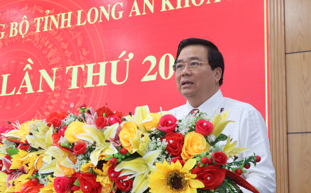 Bí thư Tỉnh ủy, Chủ tịch HĐND tỉnh - Phạm Văn Rạnh phát biểu khai mạc hội nghị