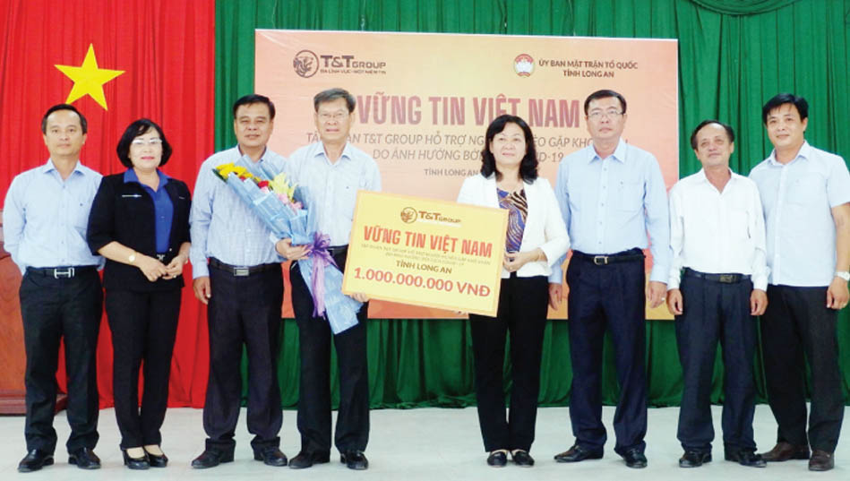 Ủy ban MTTQ Việt Nam tỉnh phối hợp Tập đoàn T&T Group hỗ trợ người nghèo gặp khó khăn do ảnh hưởng bởi dịch Covid-19