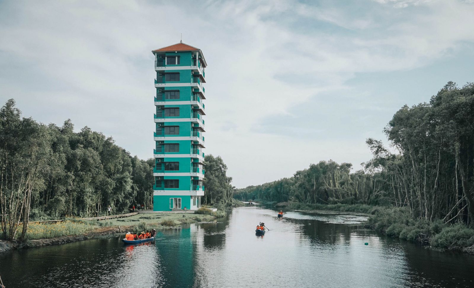 Tan Lap floating village - one of the attractive tourist destinations of Long An (Photo: Tran Thoa)