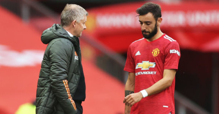 Bruno Fernandes bị Solskjaer rút ra nghỉ sau giờ giải lao trận thua Tottenham