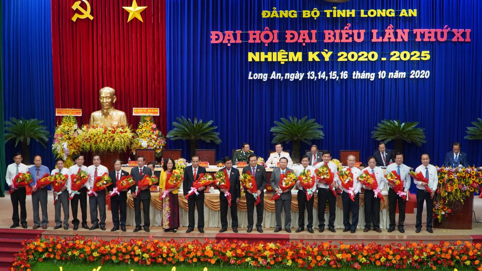 Bế mạc Đại hội đại biểu Đảng bộ tỉnh Long An lần thứ XI