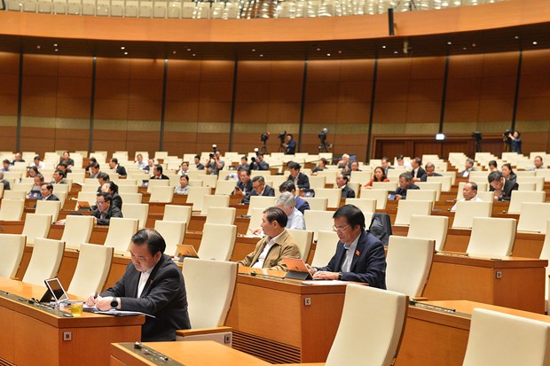 Các đại biểu tham gia phiên thảo luận sáng ngày 21/10. (Ảnh: quochoi.vn)