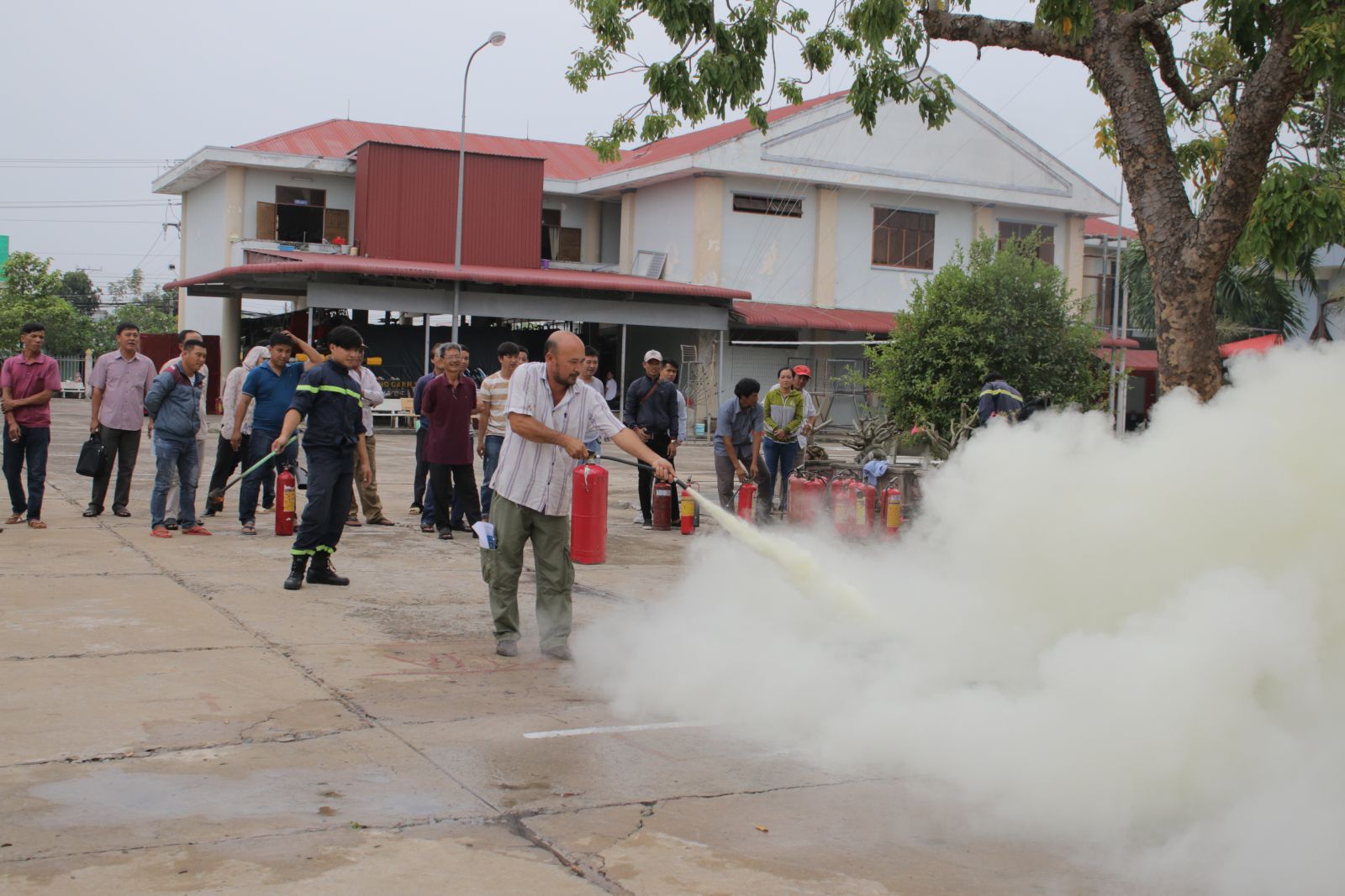 Tập huấn phòng cháy, chữa cháy cho người dân