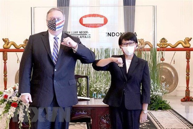 US Secretary of State Mike Pompeo (left) and Indonesian Foreign Minster Retno LP Marsudi (Photo: The Jarkata Post/VNA)