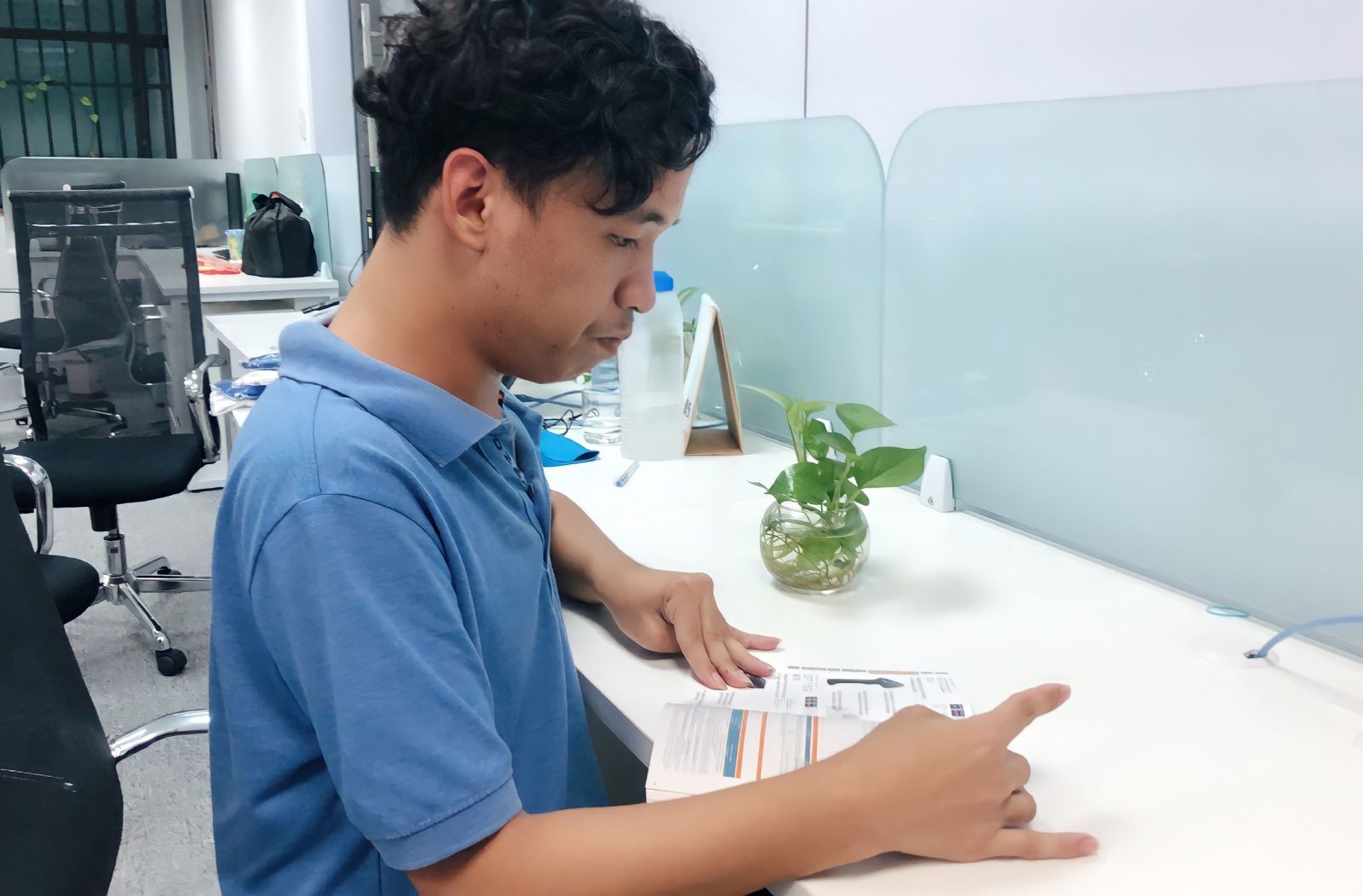 Chuyện về chàng trai 9X không đầu hàng số phận