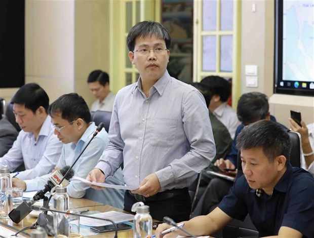 Bão số 13 khó đoán định, khả năng đổ bộ vào Trung Trung Bộ đêm 13/11