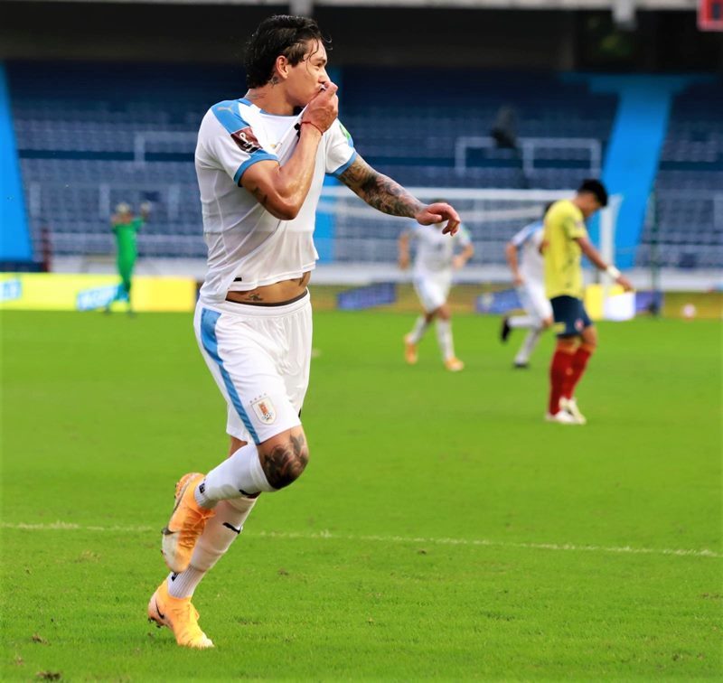 Nunez ấn định chiến thắng đậm đà cho Uruguay