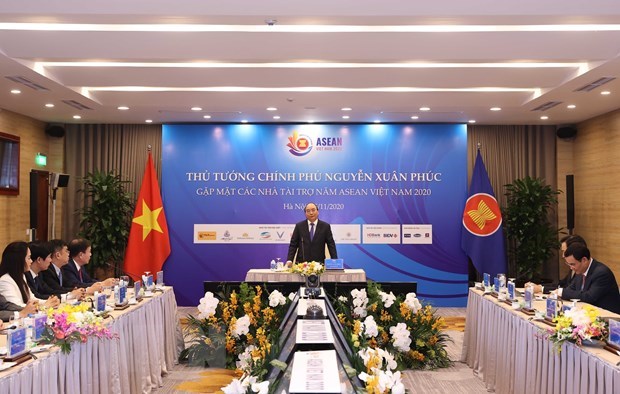 PM meets sponsors of 37th ASEAN Summit and Related Summits