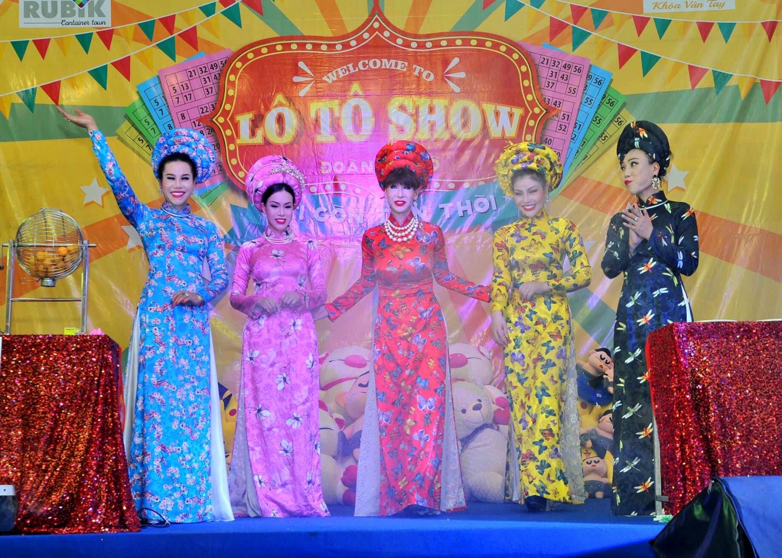 Nỗi niềm “cô đào” lô tô