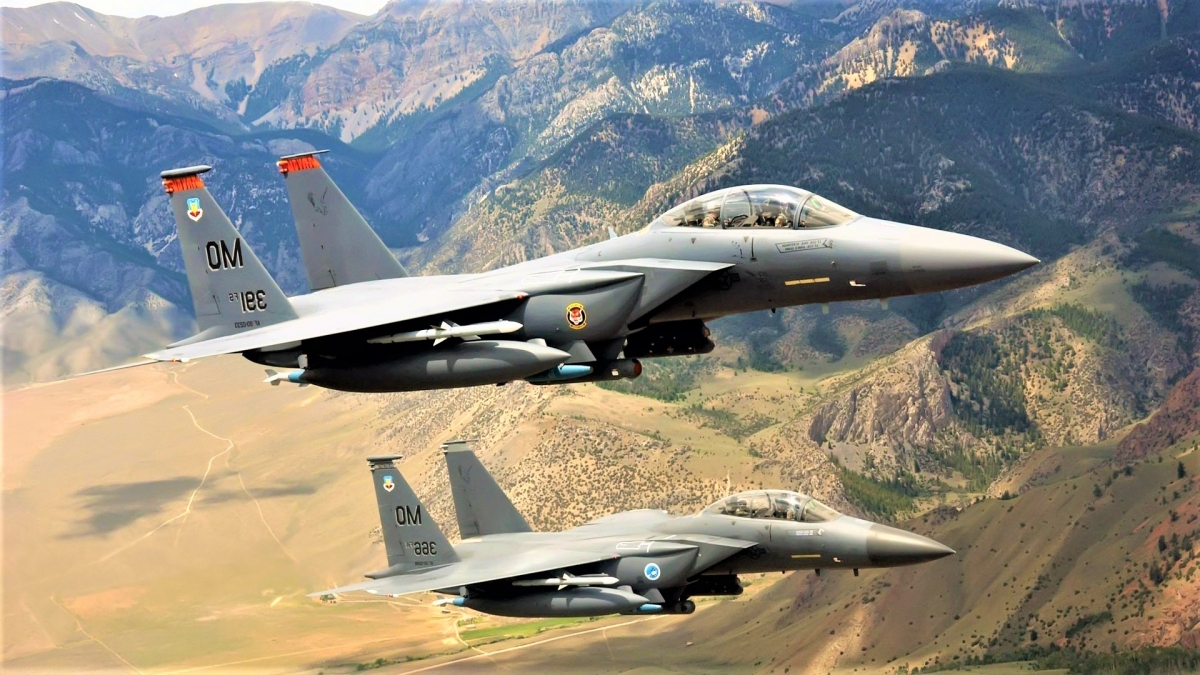 Máy bay chiến đấu F-15 Eagle hai động cơ, hoạt động trong mọi thời tiết của Mỹ từng bị các tin tặc phát hiện có nhiều lỗi phần mềm; Nguồn: formulaf1results.