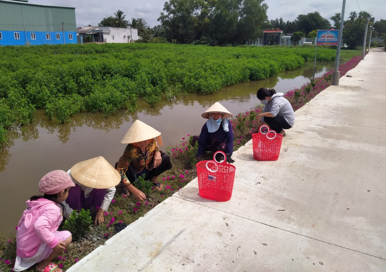 Tạo cơ hội phát triển cho phụ nữ và trẻ em gái